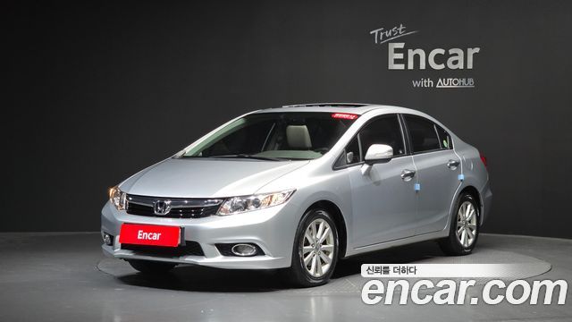 Honda Civic — exterior