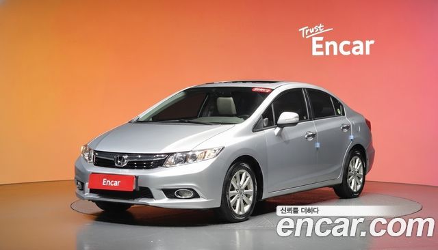 Honda Civic — exterior