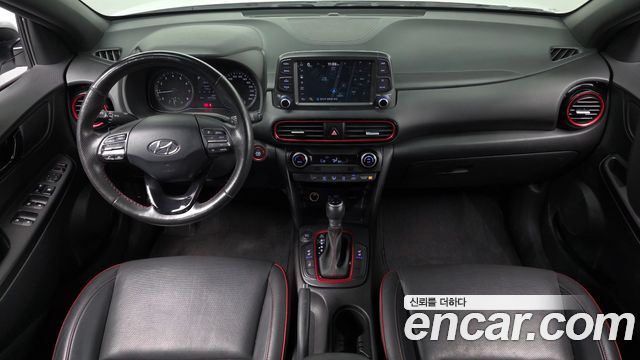 Hyundai Kona — interior