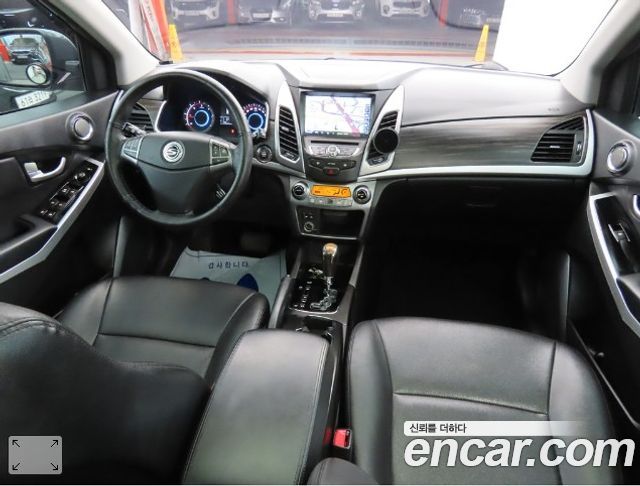 KG Mobility Korando — interior