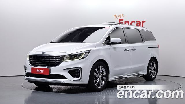 Kia Carnival — exterior