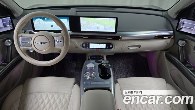 Genesis GV60 — interior