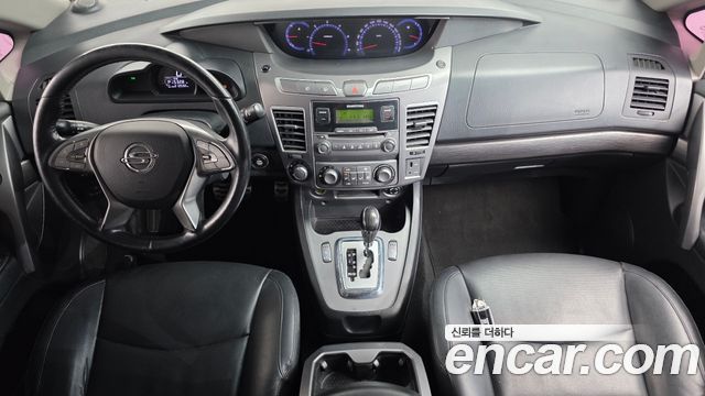KG Mobility Korando — interior