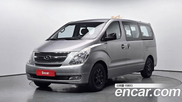 Hyundai Starex — exterior