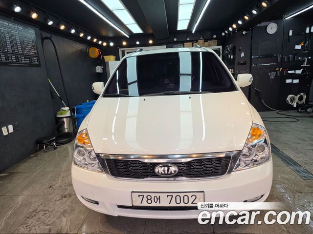 Kia Carnival — exterior