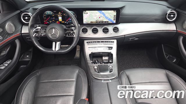 Mercedes-Benz E-Class — interior