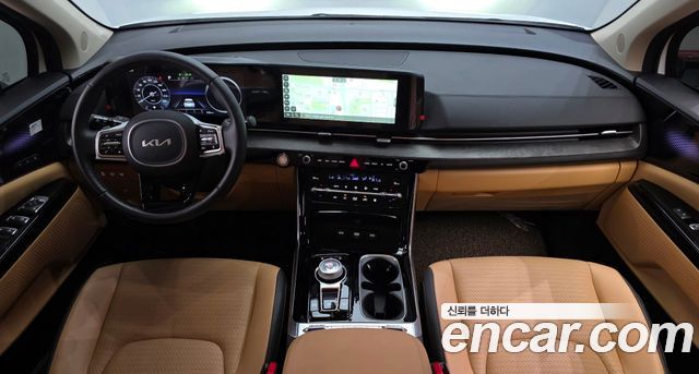 Kia Carnival — interior