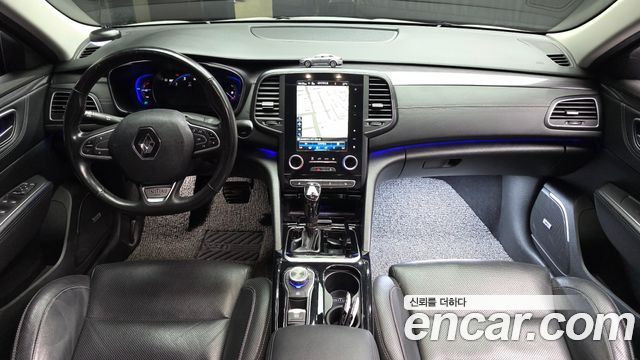 Renault Korea SM6 — interior
