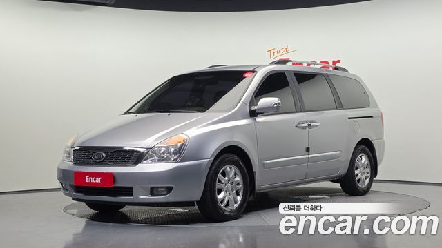 Kia Carnival — exterior
