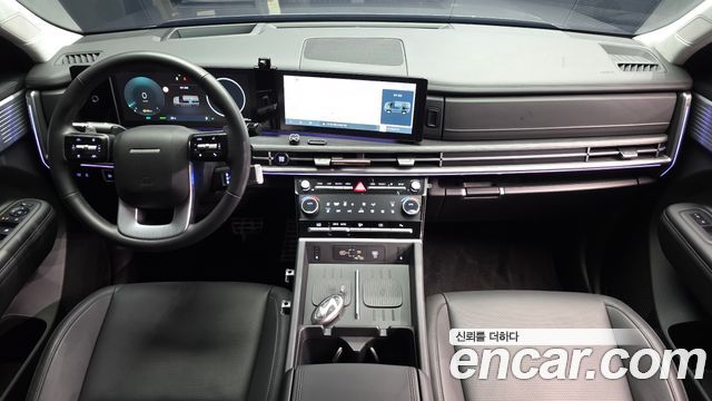 Hyundai Santa Fe — interior