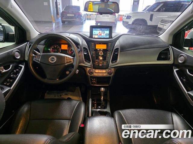 KG Mobility Korando — interior