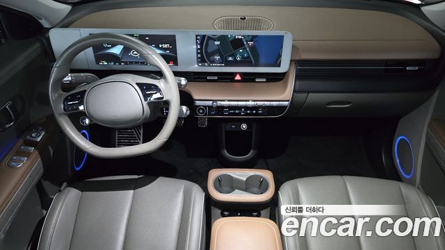 Hyundai IONIQ 5 — interior