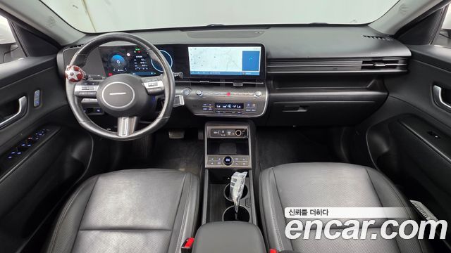 Hyundai Kona — interior