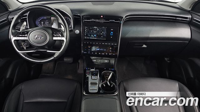 Hyundai Tucson — interior