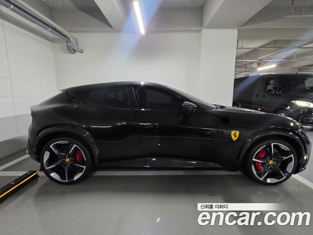 Ferrari Purosangue — interior