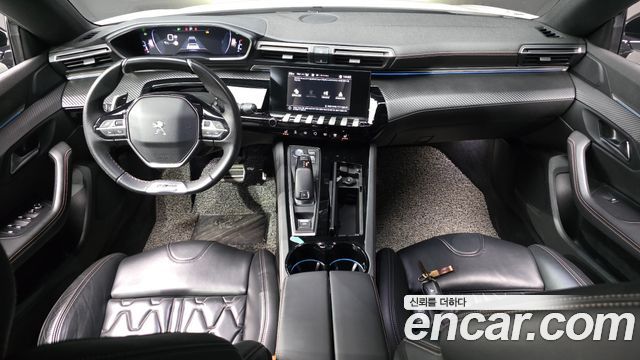 Peugeot 508 — interior