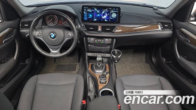 BMW X1 — interior