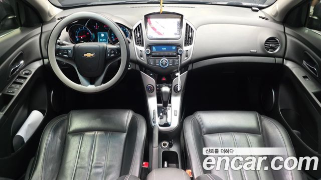 Chevrolet Korea Cruze — interior