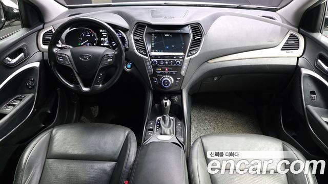 Hyundai Maxcruz — interior