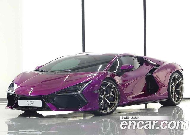 Lamborghini Revuelto — exterior