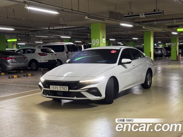 Hyundai Avante — exterior