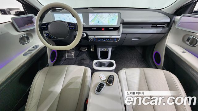 Hyundai IONIQ 5 — interior