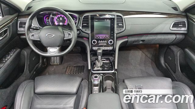 Renault Korea SM6 — interior