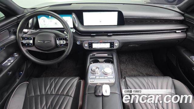 Genesis G90 — interior