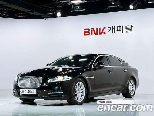Jaguar XJ — exterior