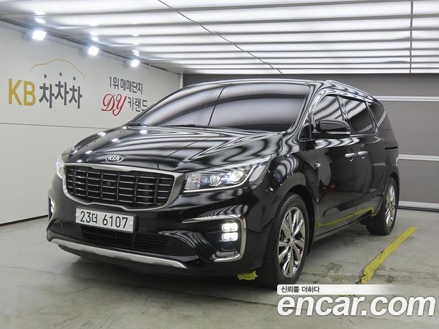 Kia Carnival — exterior