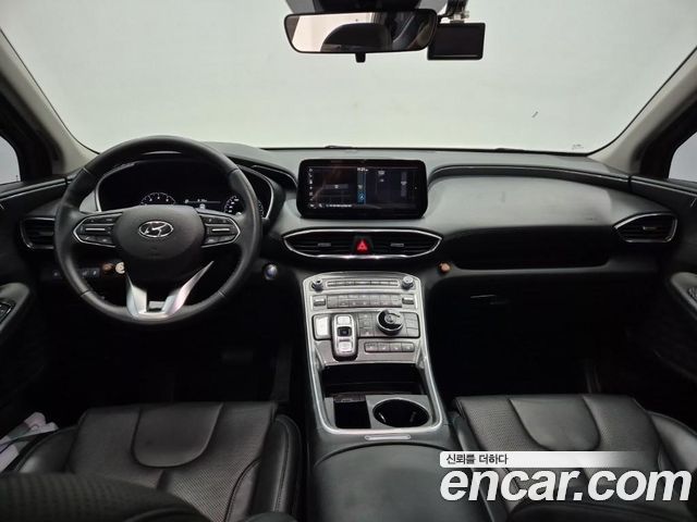 Hyundai Santa Fe — interior