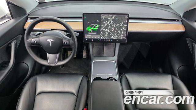 Tesla Model Y — interior