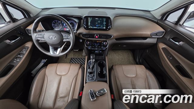 Hyundai Santa Fe — interior