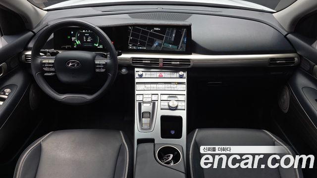 Hyundai Nexo — interior