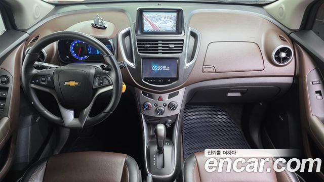 Chevrolet Korea Trax — interior