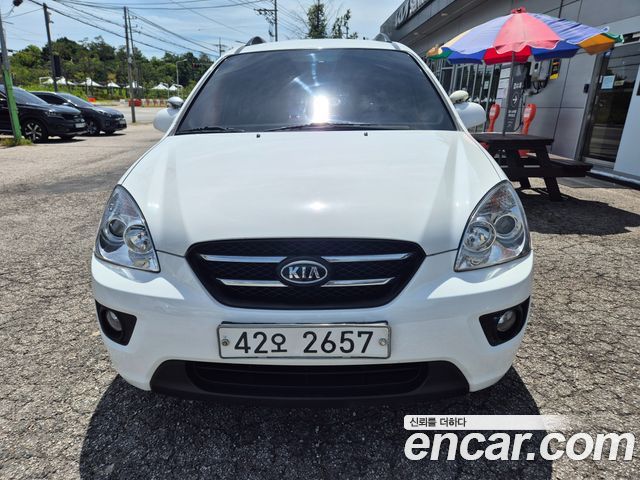 Kia Carens — exterior