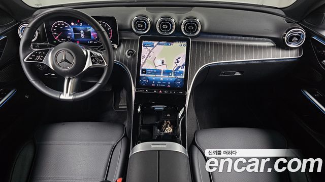 Mercedes-Benz C-Class — interior