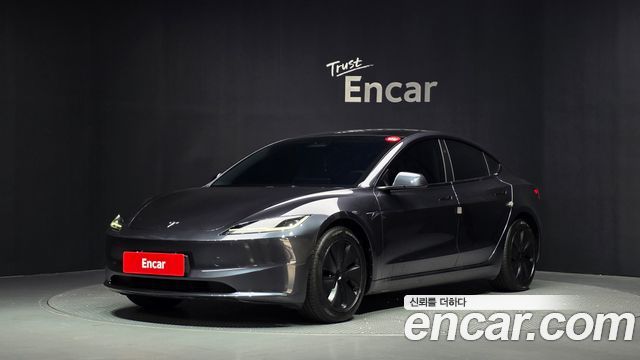 Tesla Model 3 — exterior