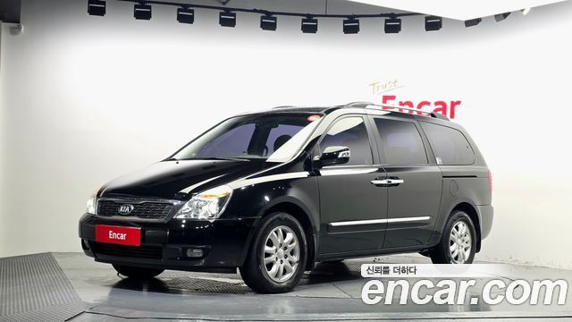 Kia Carnival — exterior