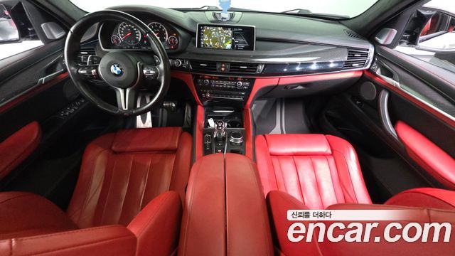 BMW X6 M — interior