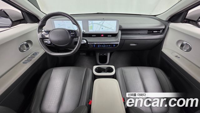 Hyundai IONIQ 5 — interior