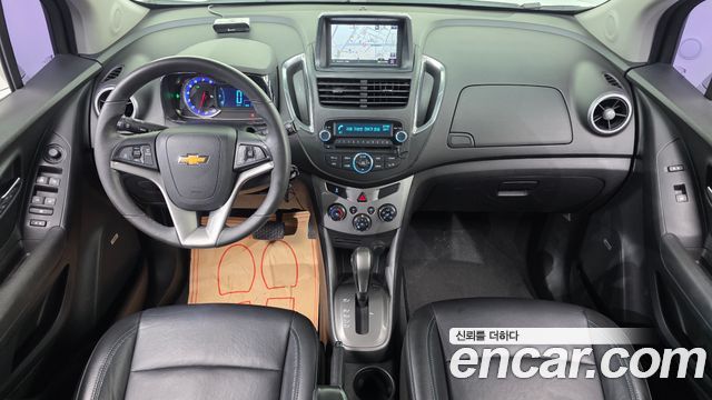 Chevrolet Korea Trax — interior