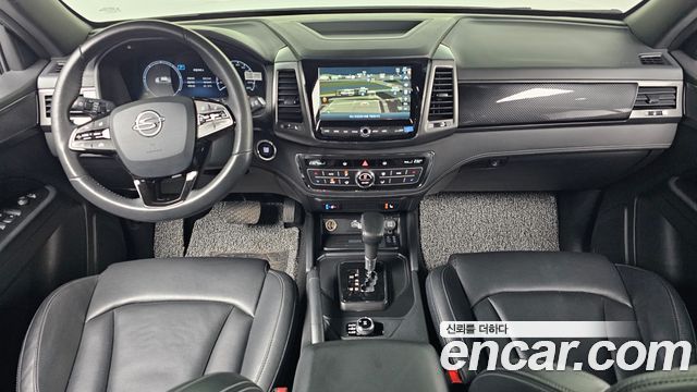KG Mobility Rexton — interior