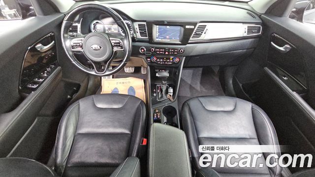 Kia Niro — interior