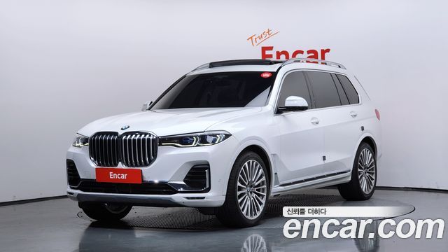 BMW X7 — exterior