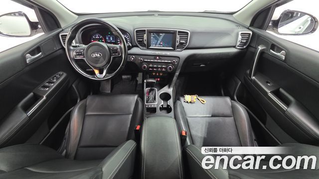 Kia Sportage — interior