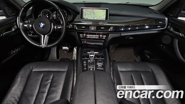 BMW X6 — interior
