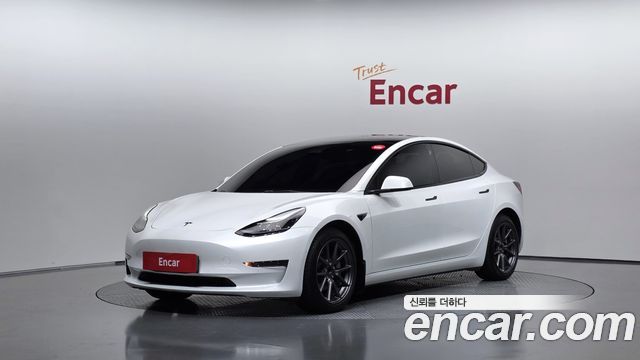 Tesla Model 3 — exterior