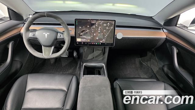 Tesla Model 3 — interior