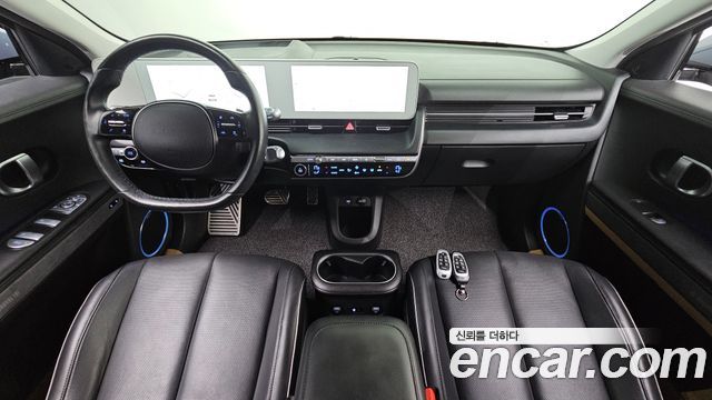 Hyundai IONIQ 5 — interior